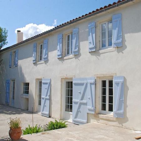 La Tonnelle Fleurie Chambres D'Hotes Sainte-Soulle Eksteriør bilde